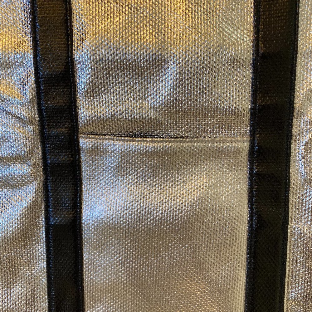 NWOT ~ Victoria's Secret ~ LARGE TOTE zipper bag!! - Picture 3 of 5
